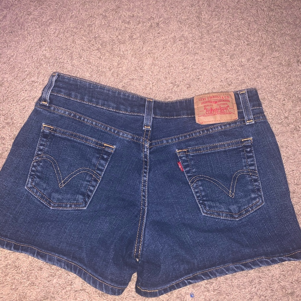 DENIM LEVI’S SHORTS - Picture 2 of 3